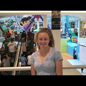 Meet your Posher, Hailey